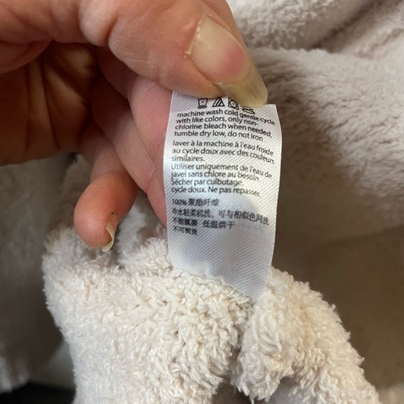 Barefoot dreams cozy chic plus size (2X) cream color, wrap style sweater - Picture 5 of 6